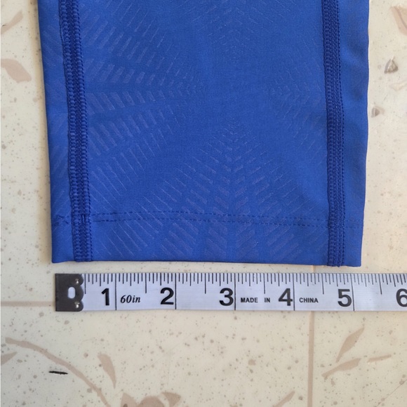 Under Armour Leggings in Blue and Black - Picture 6 of 6